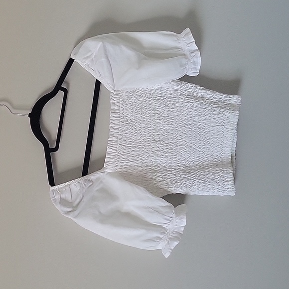 Smocked puff sleeve top - Picture 2 of 2